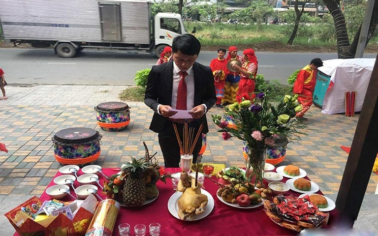 cúng khai trương cần những gì